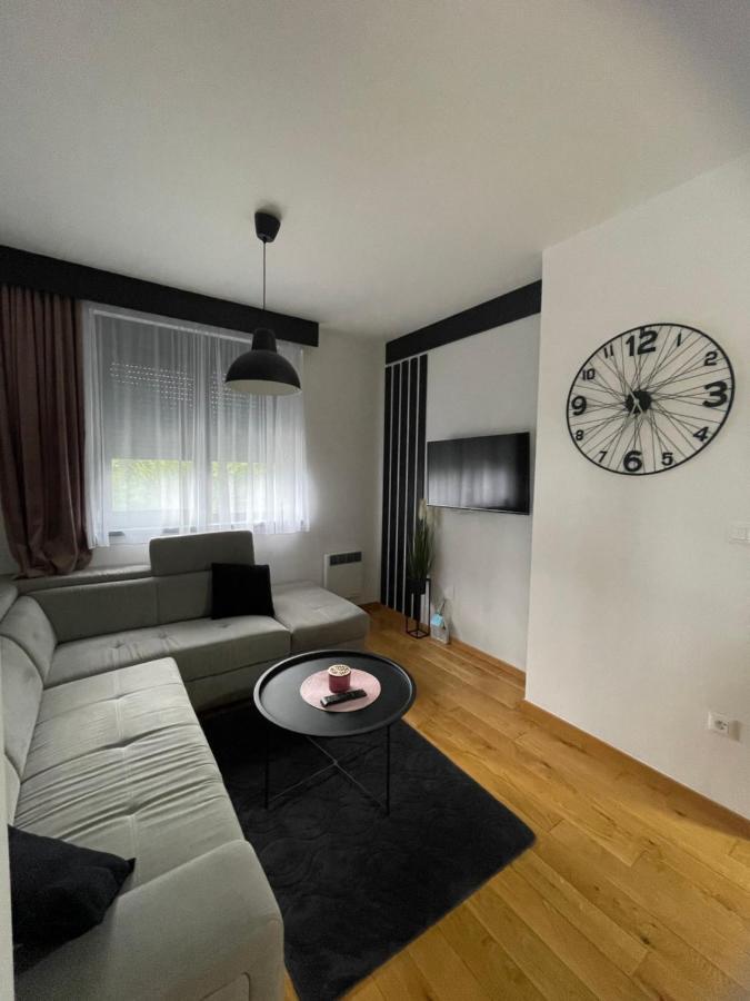 Theos Apartman Titova Vila Appartement Zlatibor Buitenkant foto